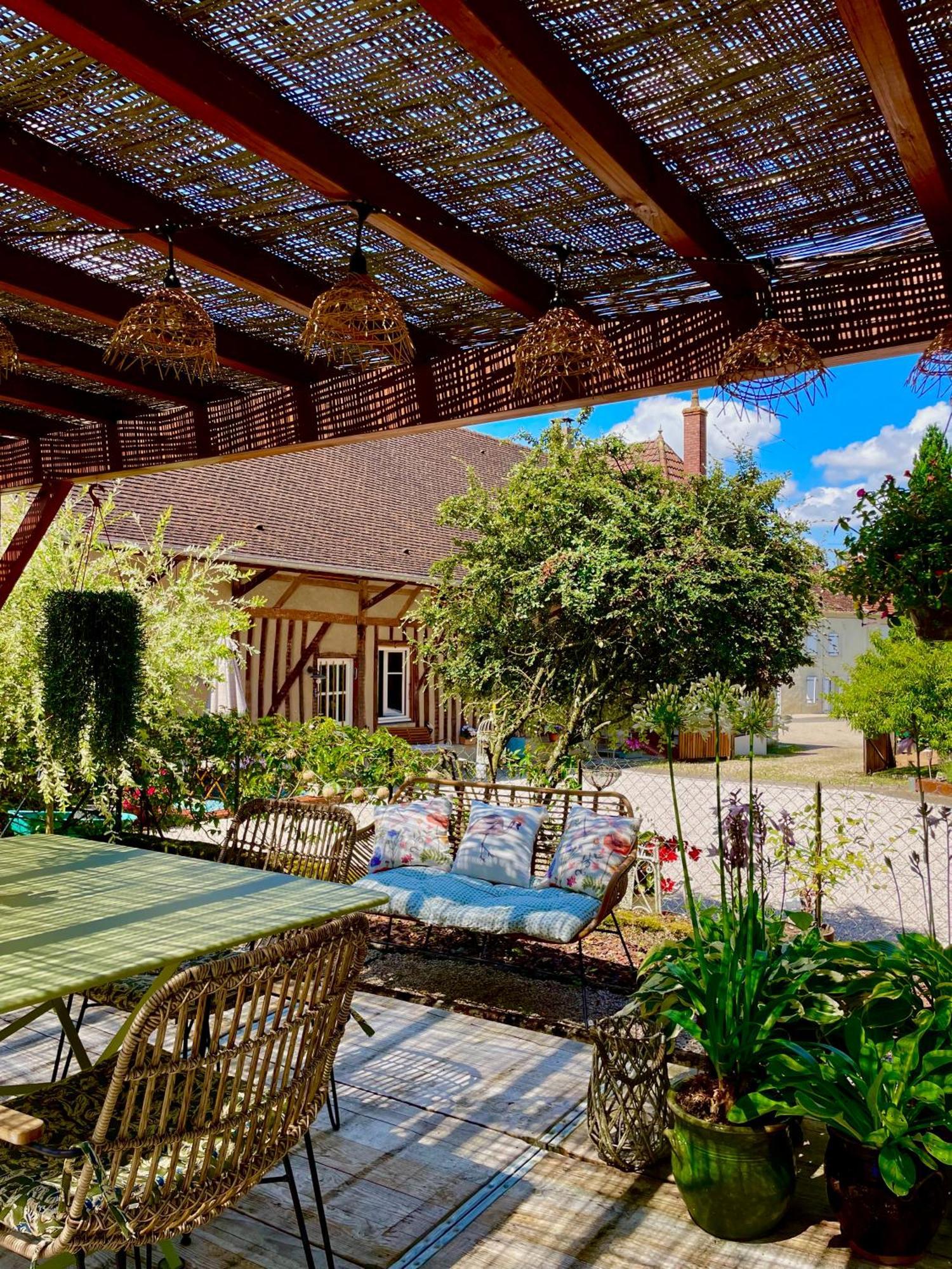 Au Charme D'Ici Ξενοδοχείο La Chapelle-Saint-Sauveur  Εξωτερικό φωτογραφία